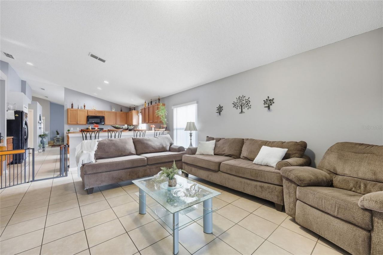 2219 Merry Rd, Tavares, FL 32778 Photo