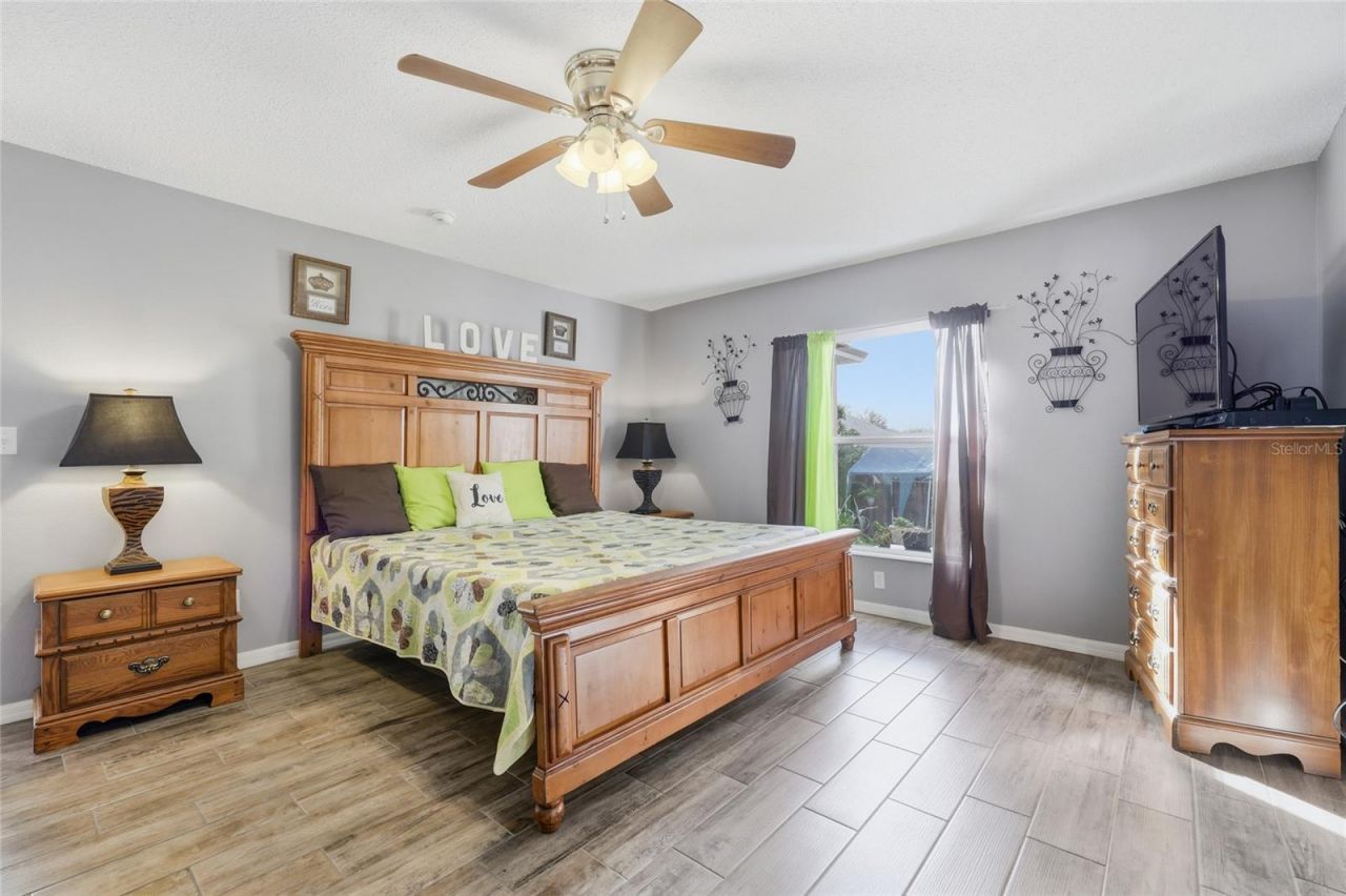 2219 Merry Rd, Tavares, FL 32778 Photo