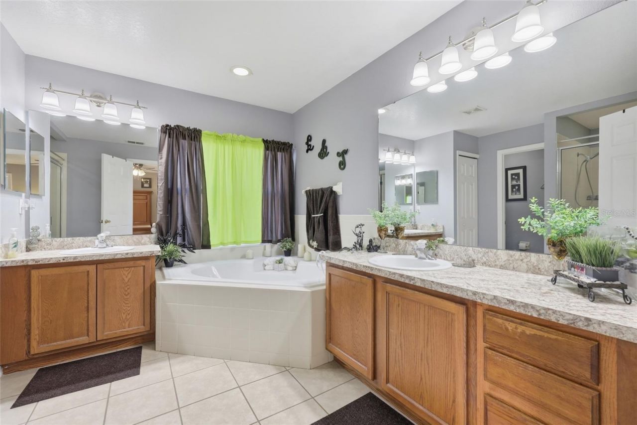 2219 Merry Rd, Tavares, FL 32778 Photo