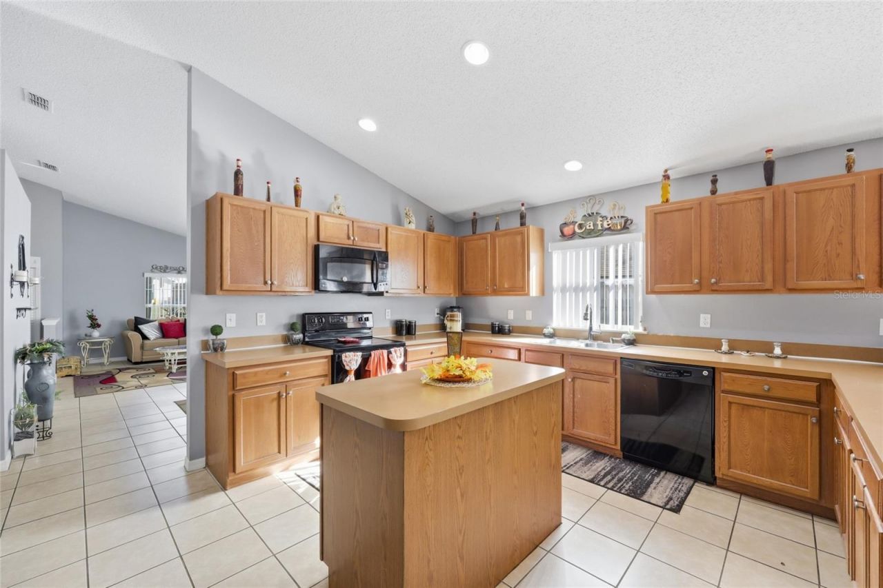 2219 Merry Rd, Tavares, FL 32778 Photo