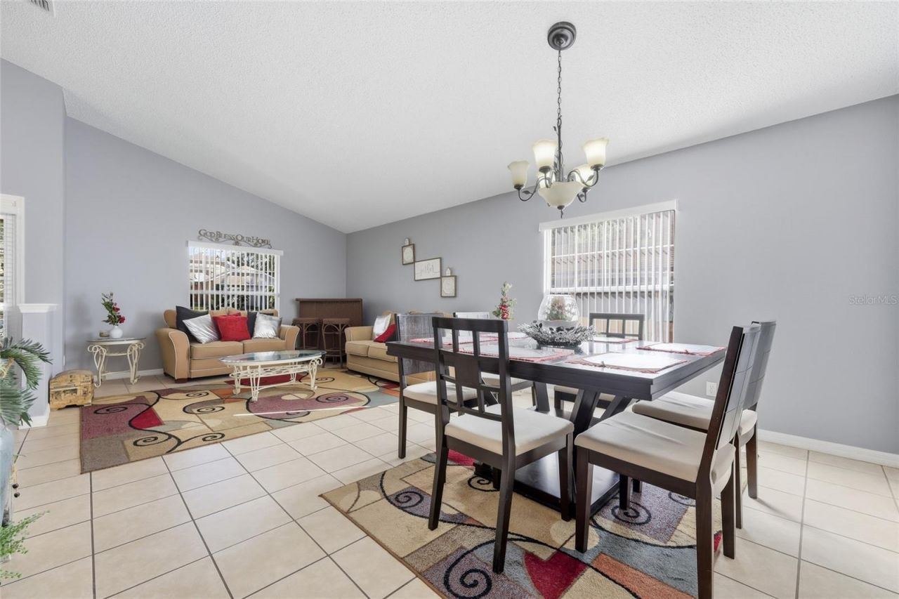 2219 Merry Rd, Tavares, FL 32778 Photo