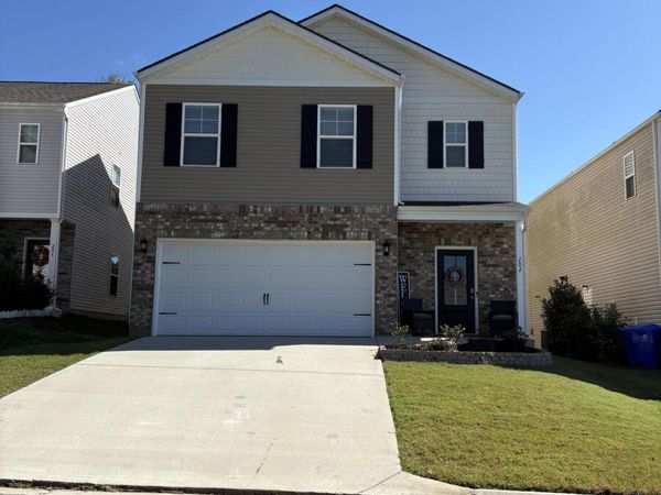 202 Centennial Village Drive, Oak Ridge, TN 37830