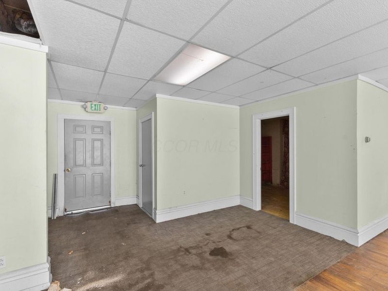 9 E High Street, London, OH 43140 Photo 8