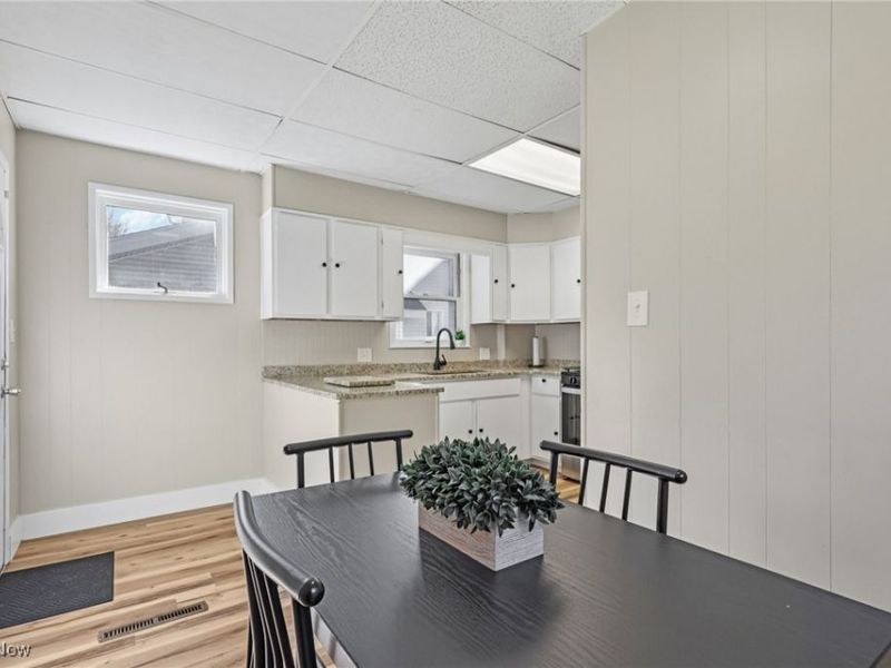 615 Noah Avenue, Akron, OH 44320 Photo 13