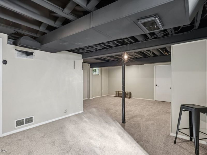 615 Noah Avenue, Akron, OH 44320 Photo 24