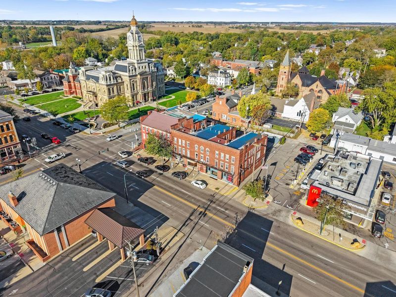 13 E High Street, London, OH 43140 Photo 2