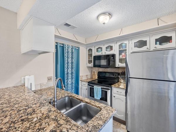 1420 Meadowood Village Drive, Fort Worth, TX 76120