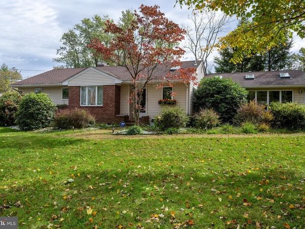 15 BEDLE STREET, BELLE MEAD, NJ 08502