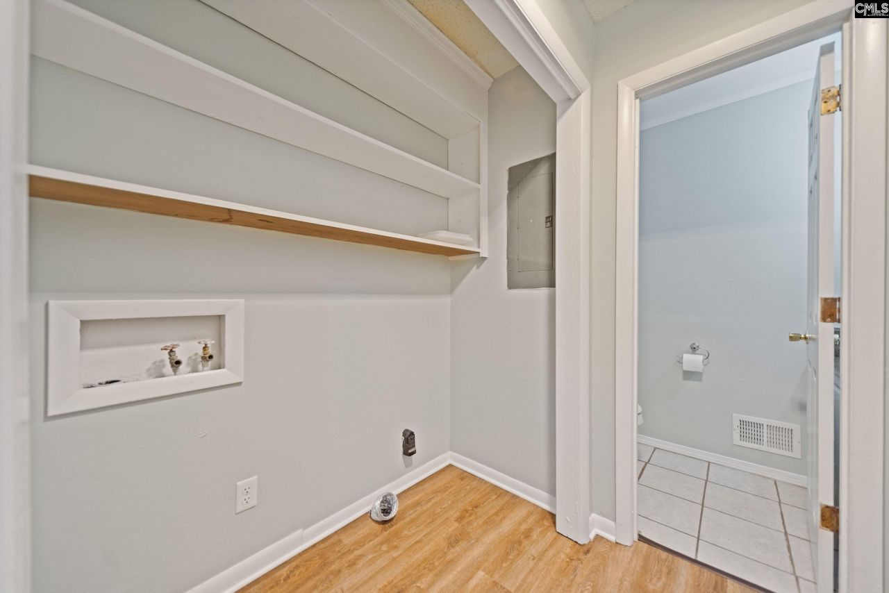 1420 S Woodstream Road Photo 23