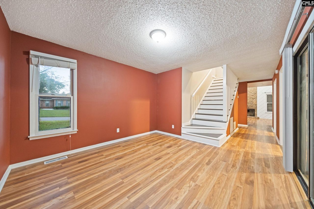 1420 S Woodstream Road Photo 29