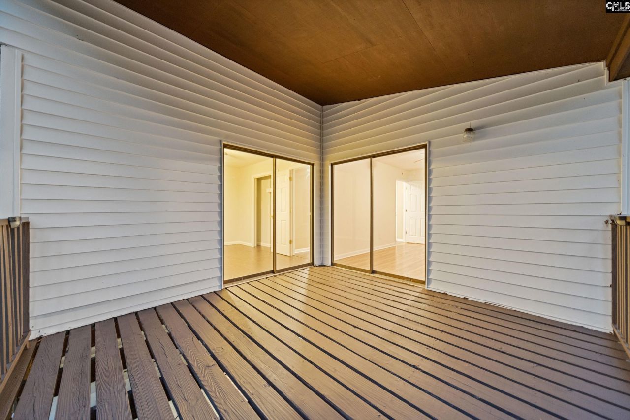 1420 S Woodstream Road Photo 32