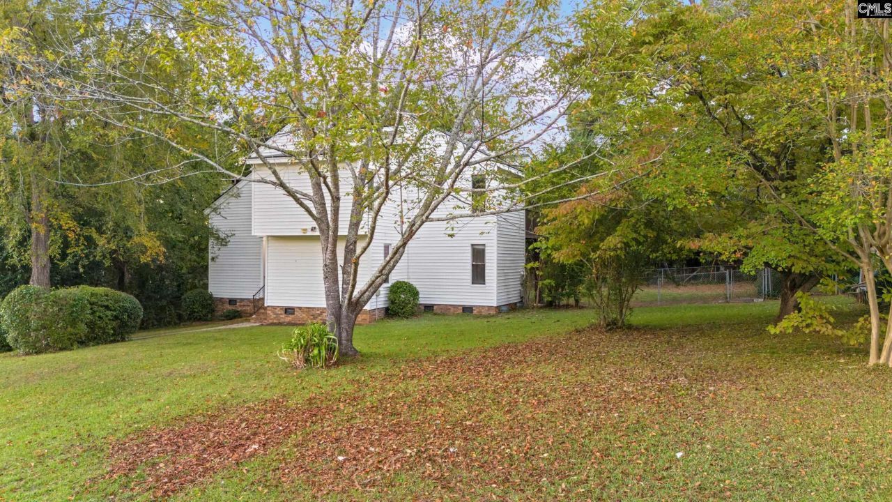 1420 S Woodstream Road Photo 4