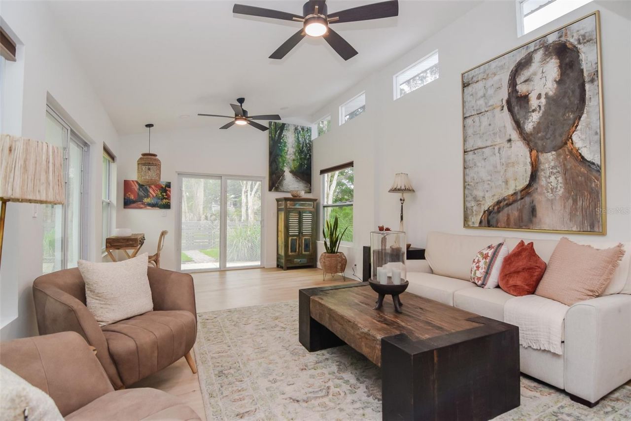 6946 Bougainvilla Avenue S, Saint Petersburg, FL 33707 Photo