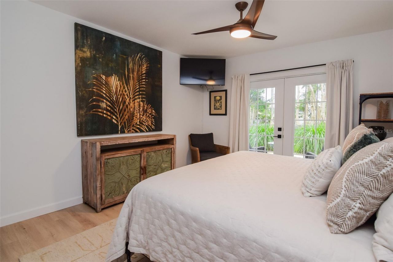 6946 Bougainvilla Avenue S, Saint Petersburg, FL 33707 Photo