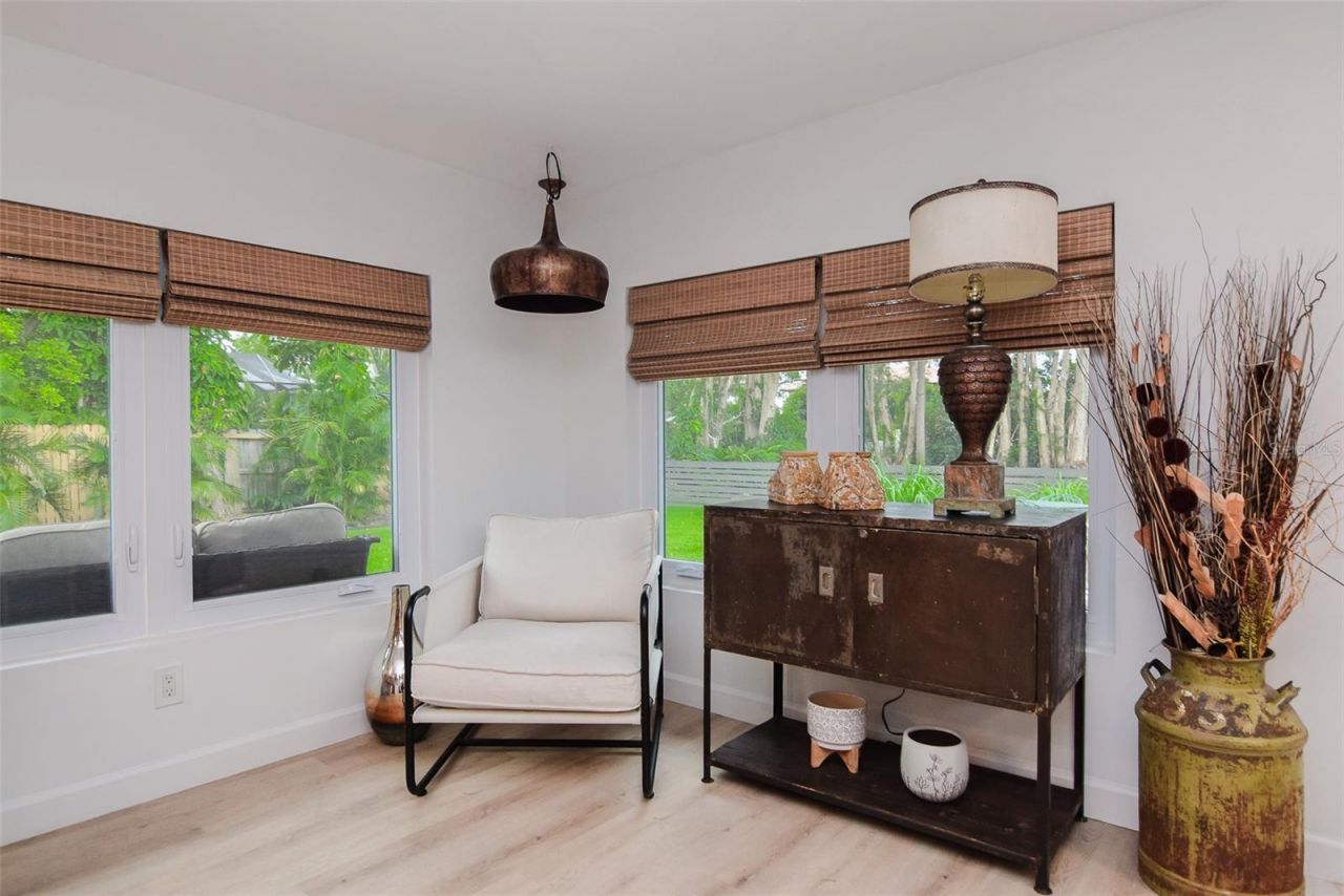 6946 Bougainvilla Avenue S, Saint Petersburg, FL 33707 Photo