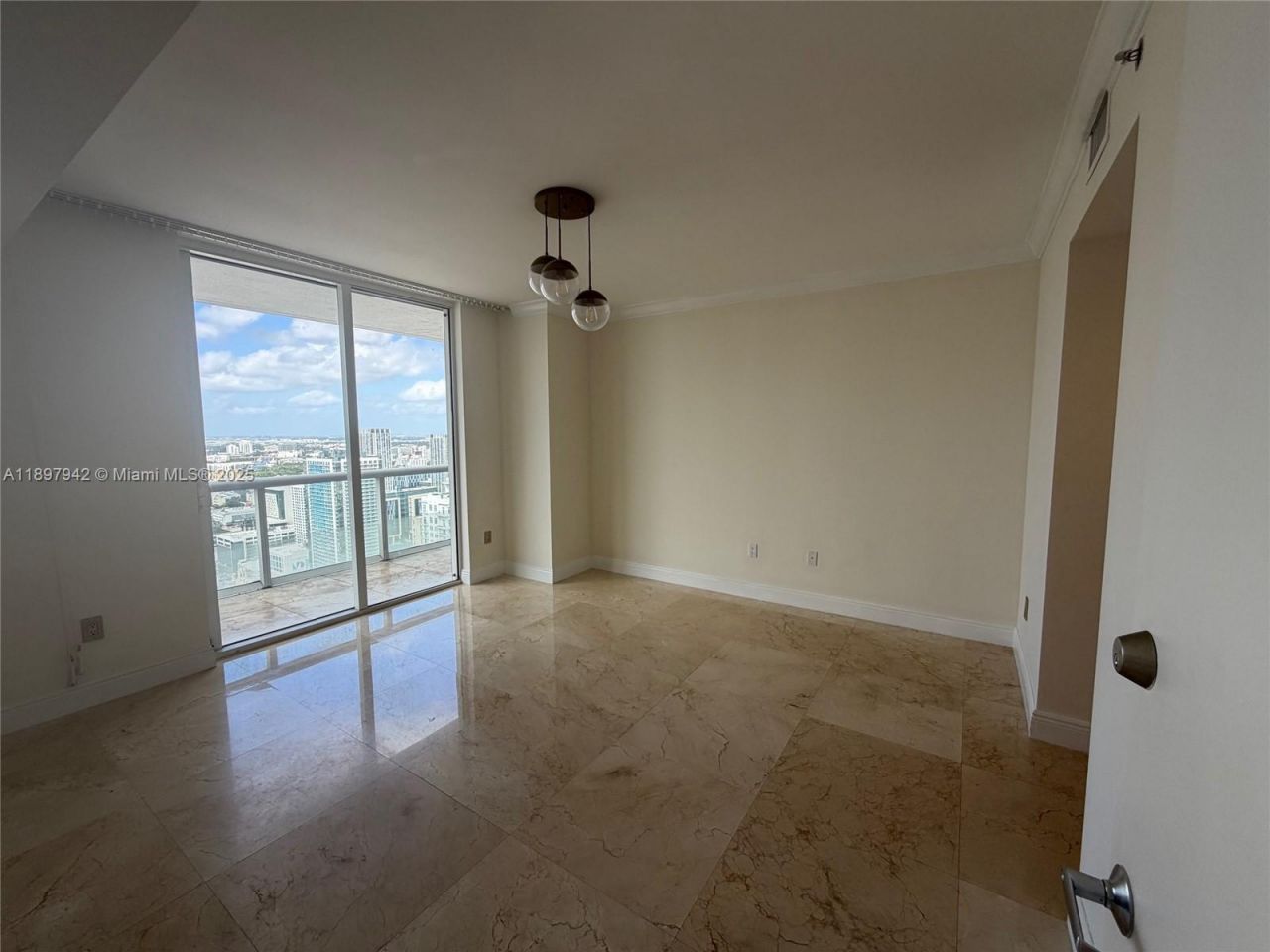 50 Biscayne Blvd, Unit 5211, Miami, FL 33132 Photo