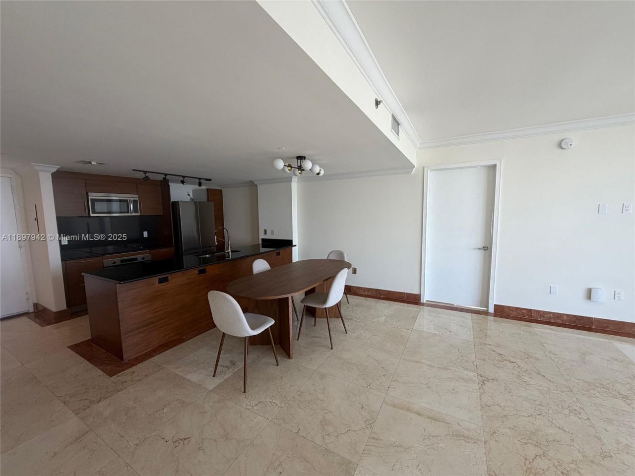 50 Biscayne Blvd, Unit 5211, Miami, FL 33132 Photo