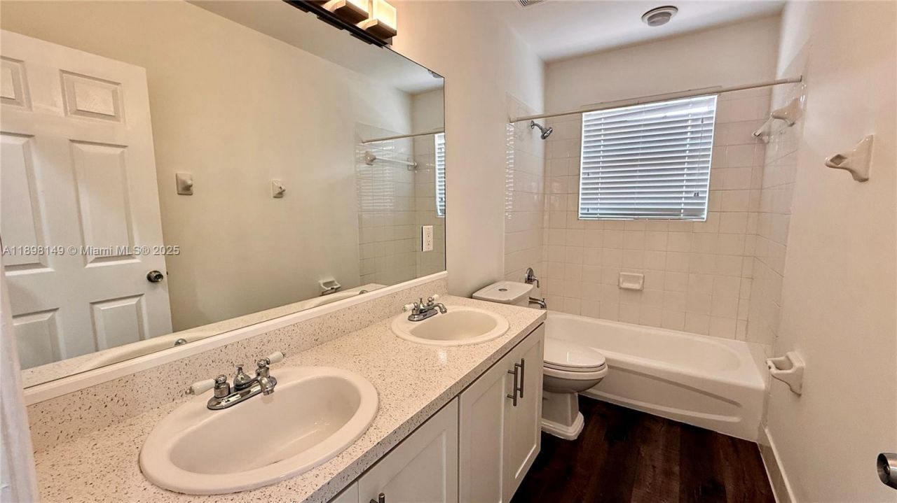 13843 SW 31st St, Miramar, FL 33027 Photo