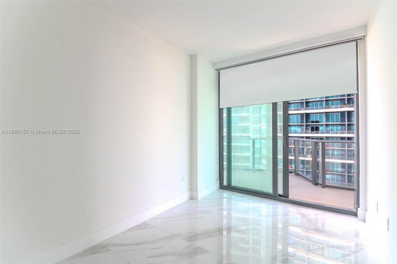 1300 S Miami, Unit 2706, Miami, FL 33130 Photo