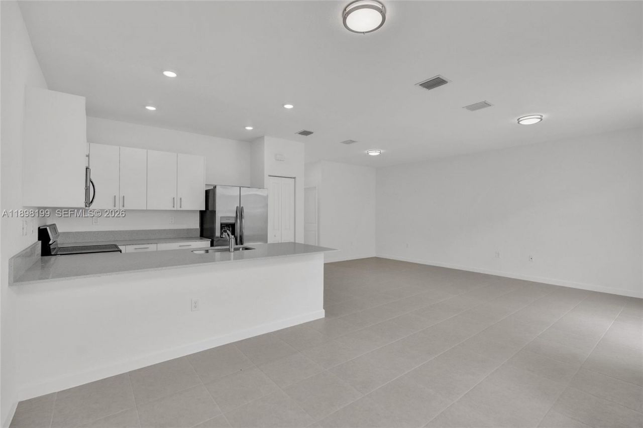 732 SE 13th Court, Unit 732, Homestead, FL 33034 Photo