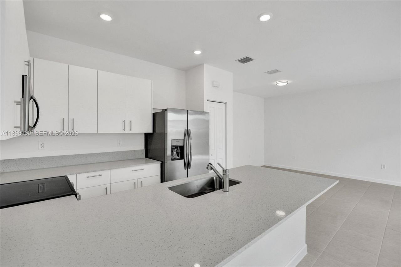 732 SE 13th Court, Unit 732, Homestead, FL 33034 Photo