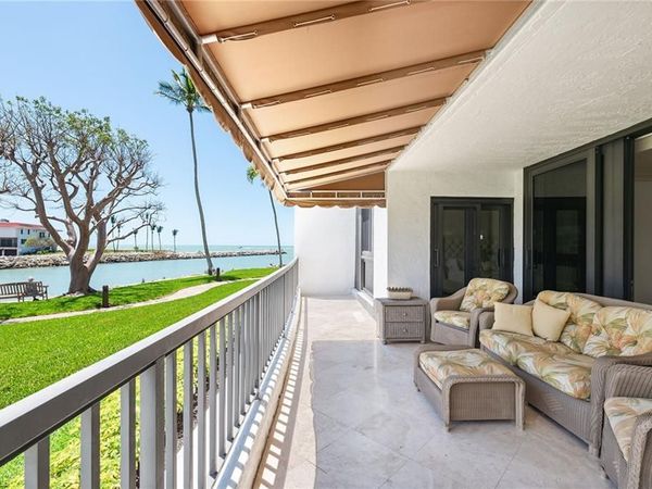 2310 Gulf Shore BLVD N, Unit 112, NAPLES, FL 34103