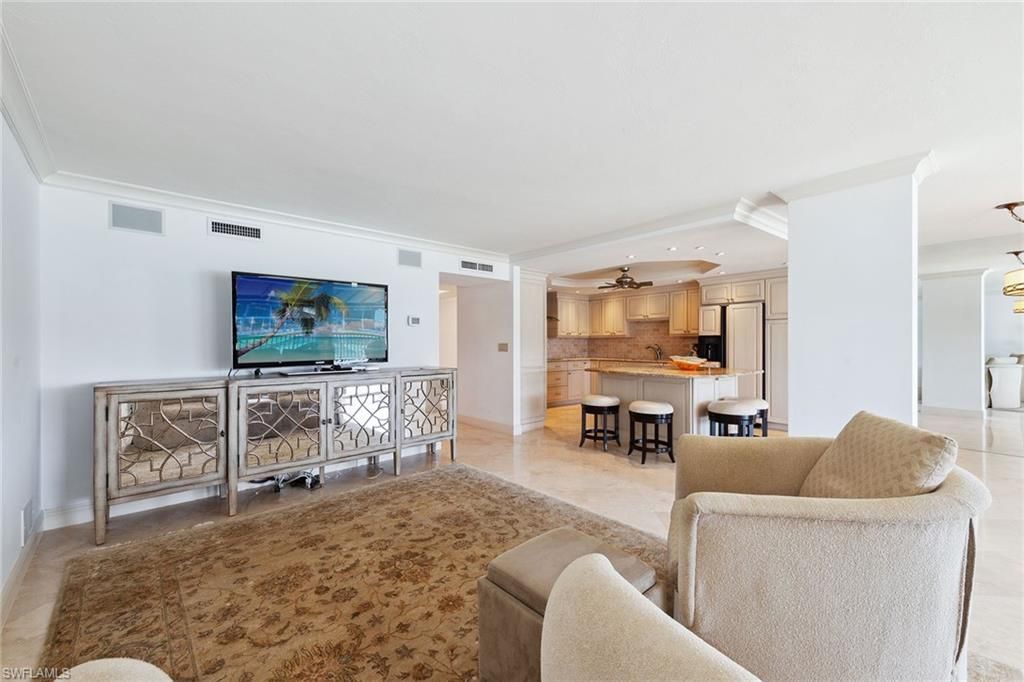 2310 Gulf Shore Blvd N, Unit 112, Naples, FL 34103 Photo