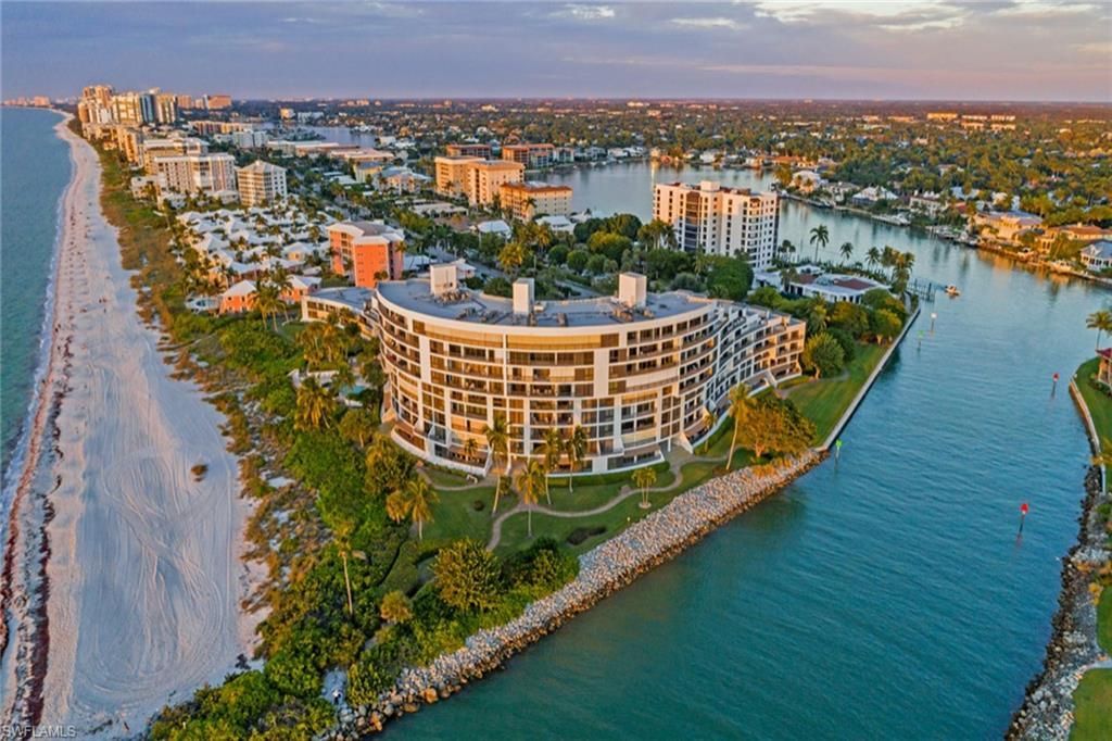 2310 Gulf Shore Blvd N, Unit 112, Naples, FL 34103 Photo