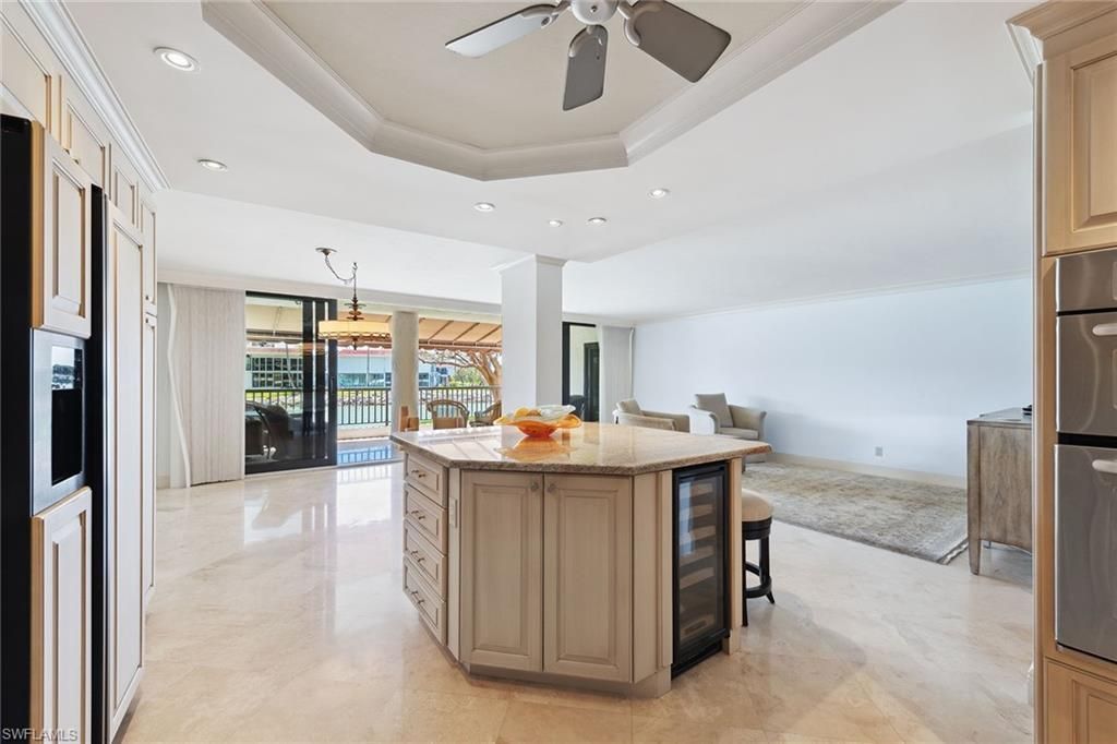 2310 Gulf Shore Blvd N, Unit 112, Naples, FL 34103 Photo