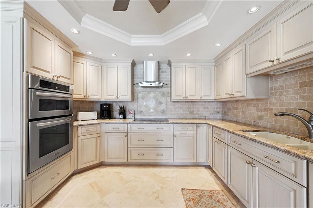 2310 Gulf Shore Blvd N, Unit 112, Naples, FL 34103 Photo