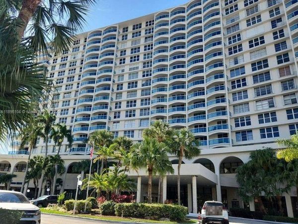 3800 S Ocean Dr, Unit 301, Hollywood, FL 33019