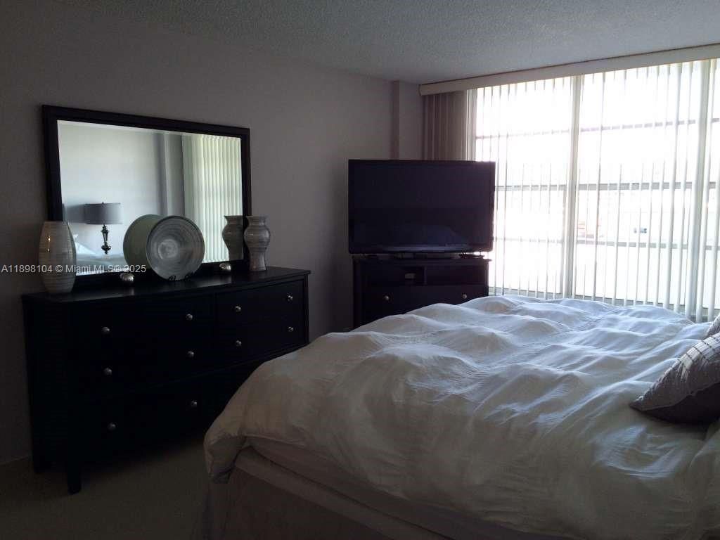 3800 S Ocean Dr, Unit 301, Hollywood, FL 33019 Photo