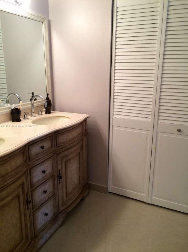 3800 S Ocean Dr, Unit 301, Hollywood, FL 33019 Photo