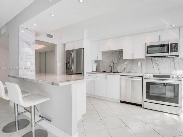 18071 Biscayne Blvd, Unit 1204, Aventura, FL 33160