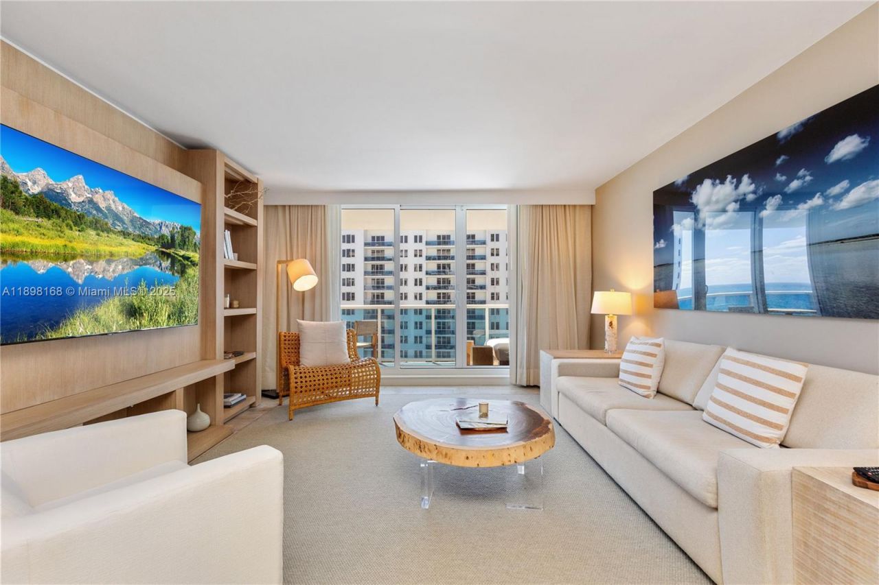 102 24th St, Unit 1112, Miami Beach, FL 33139 Photo