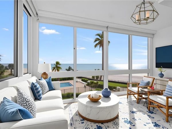 2121 Gulf Shore BLVD N, Unit 203, NAPLES, FL 34102