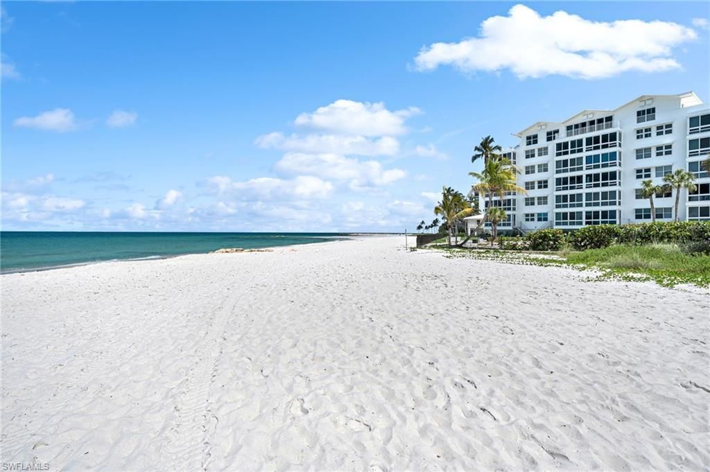 2121 Gulf Shore Blvd N, Unit 203, Naples, FL 34102 Photo