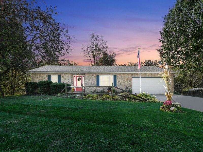 49 Kenwick Circle, Granville, OH 43023 Photo 2