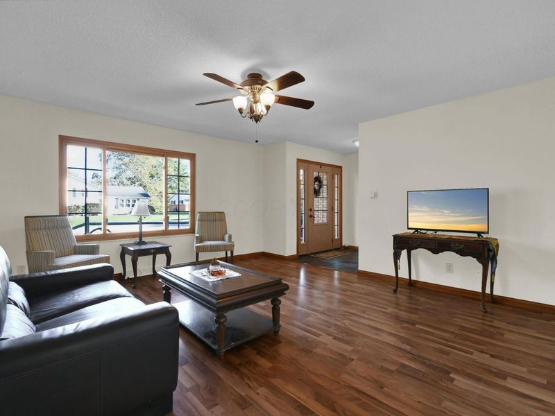 49 Kenwick Circle, Granville, OH 43023 Photo 4