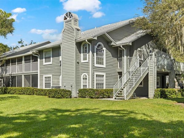 6011 LAKETREE LANE, Unit D, TEMPLE TERRACE, FL 33617