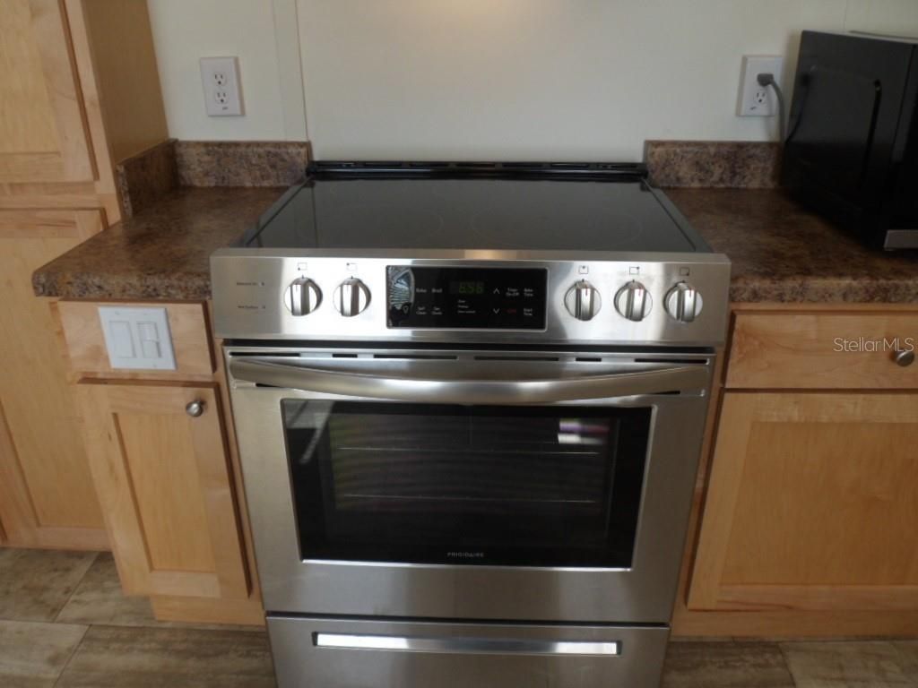 8405 Ebson Drive, North Fort Myers, FL 33917 Photo