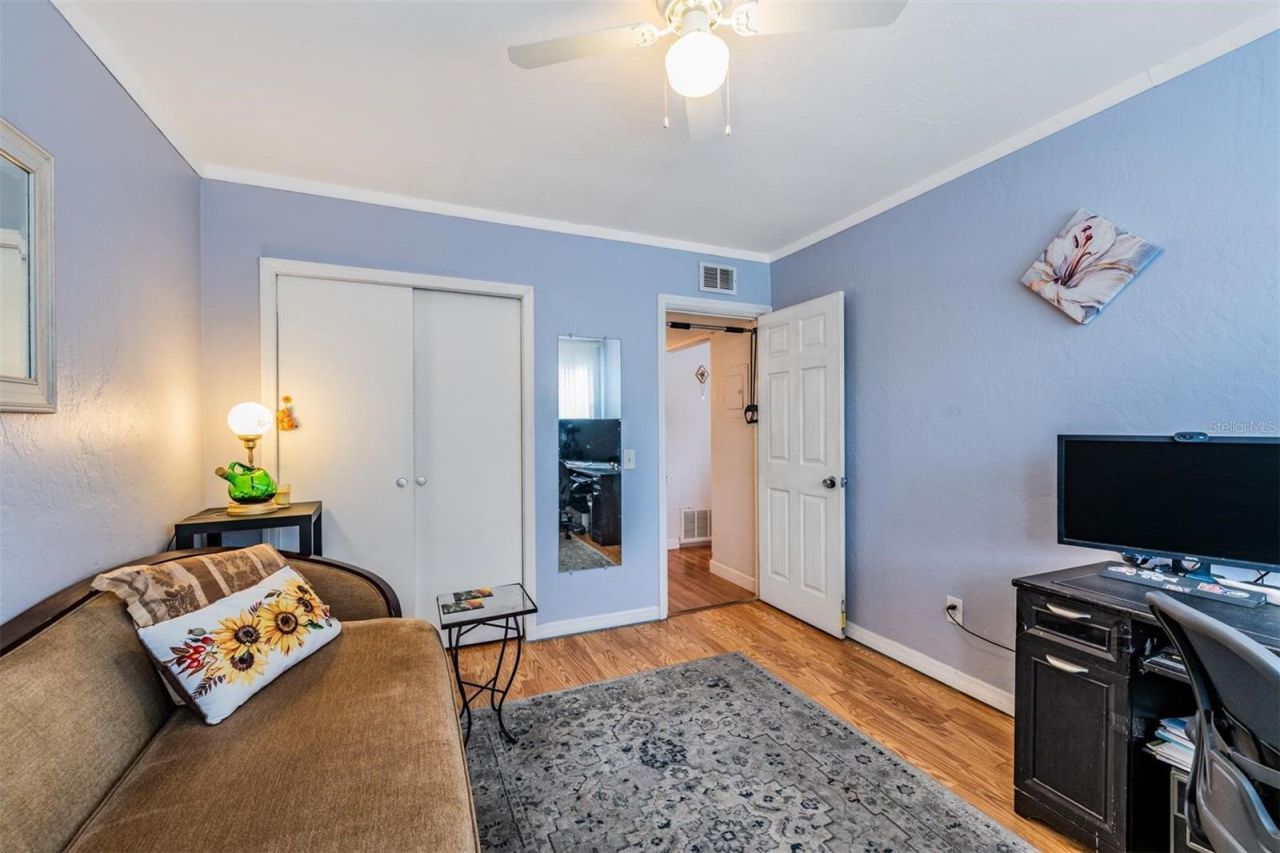 5665 40th Avenue N, Unit 407, Kenneth City, FL 33709 Photo