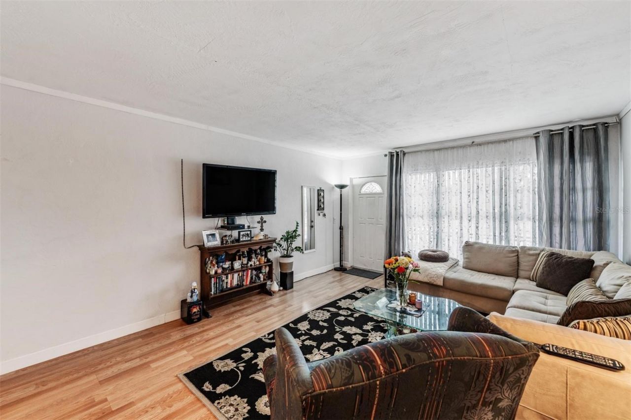 5665 40th Avenue N, Unit 407, Kenneth City, FL 33709 Photo