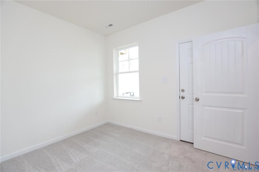 7861 Alexandria Drive Moseley, VA 23832