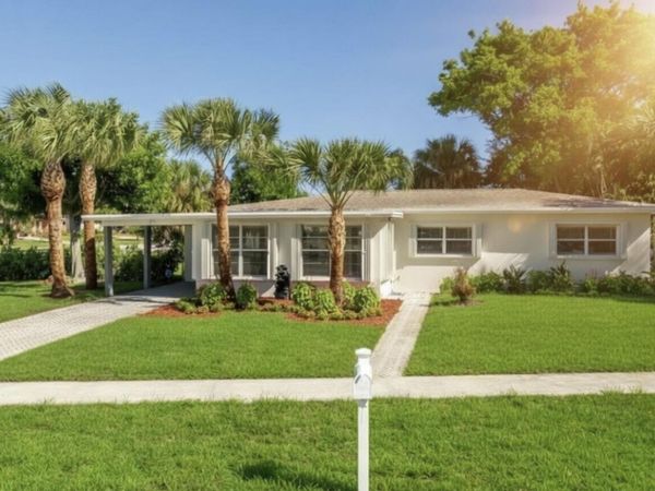 702 S 12th Street, Lantana, FL 33462