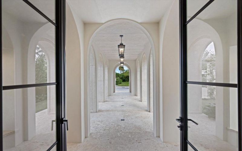 1260 N Lake Way, Palm Beach, FL 33480 Photo