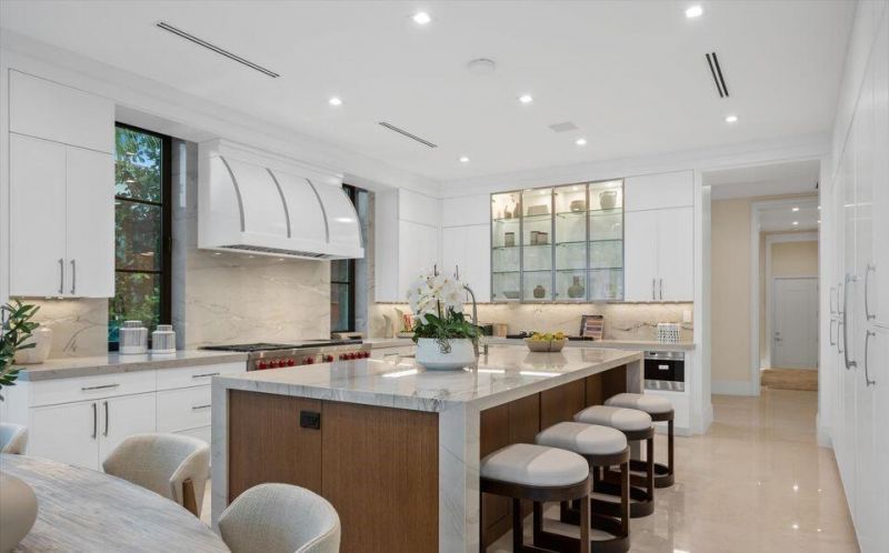 1260 N Lake Way, Palm Beach, FL 33480 Photo