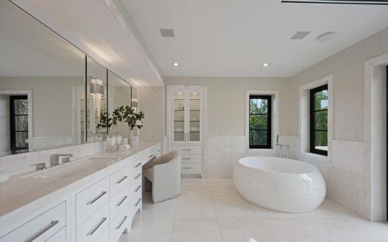 1260 N Lake Way, Palm Beach, FL 33480 Photo