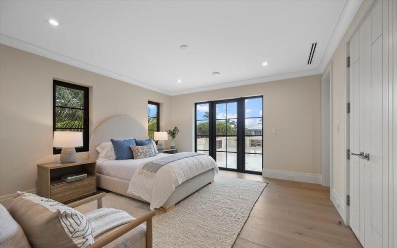 1260 N Lake Way, Palm Beach, FL 33480 Photo