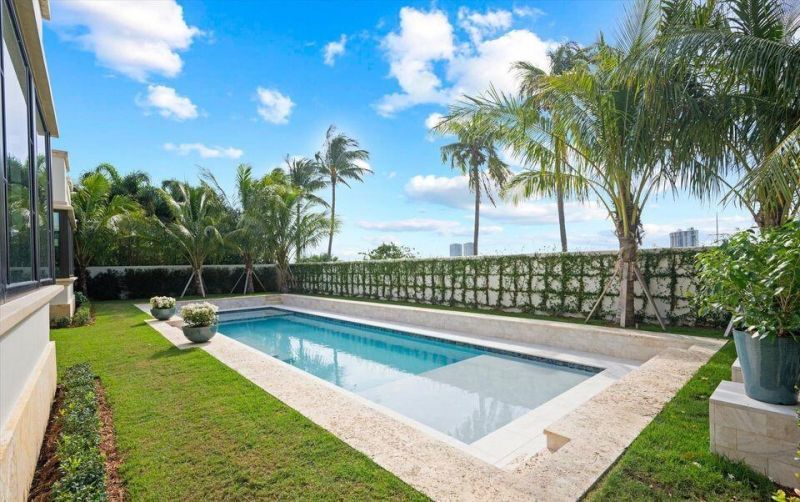 1260 N Lake Way, Palm Beach, FL 33480 Photo